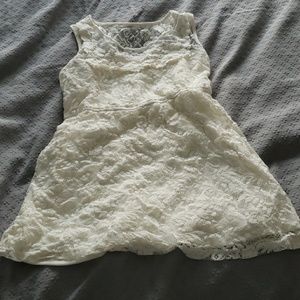 Lace Maternity Sleeveless Top